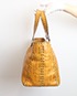 Bolso al hombro, vista lateral